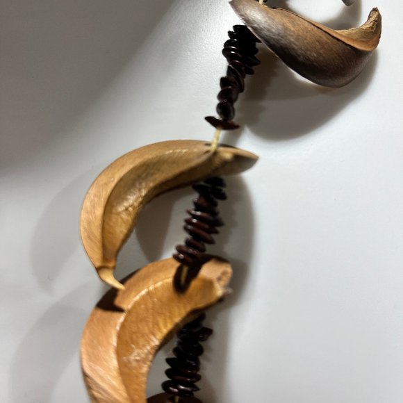 Vtg Handmade Apple Seed Necklace w Acacia Koa Seed Hawaiian Lei Botanical 28" - Picture 7 of 9